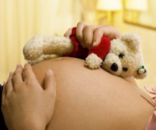 Tęczowe dziecko przynosi radość po smutku