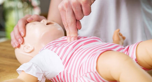 Reanimacja dziecka – jak powinna wyglądać?