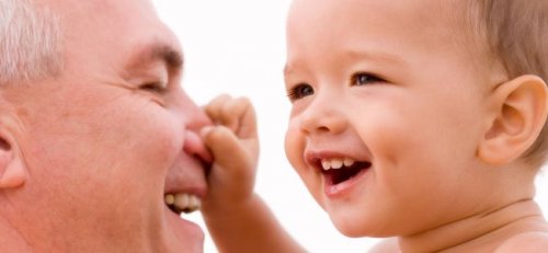 Dziadek z wnuczęciem