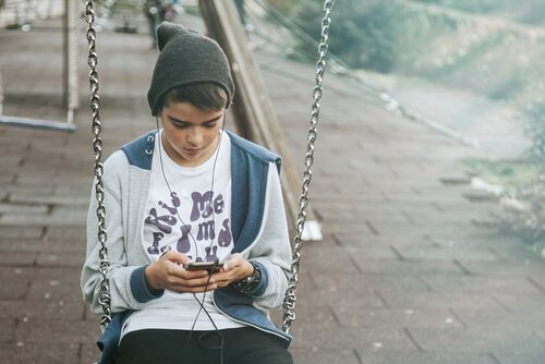 Dzieci nie powinny używać smartfonów