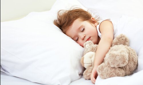 Ile godzin snu potrzebuje dziecko na każdym etapie rozwoju
