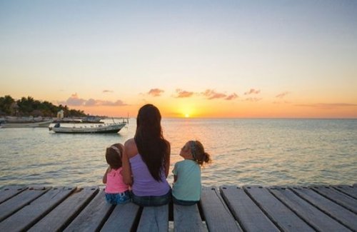 Mama i córki nad morzem - brak wakacji