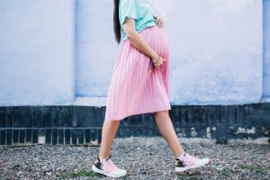 Spacery w ciąży – jak dalekie, jak intensywne?