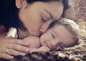 Instynkt macierzyński to mit – bycie mamą to wybór