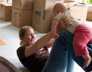 Zabawa z dzieckiem oraz różne gry stymulujące jego rozwój