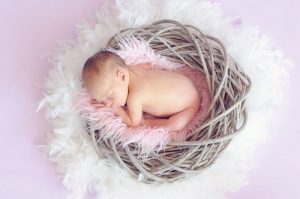 Jak dziecko śpi? Potrzeby snu dziecka w wieku 4-6 miesięcy