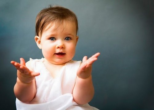 Język migowy Twojego dziecka. Jak zacząć go rozumieć?