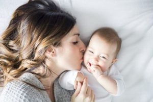 Matki wolą synów niż córki: czy to prawda?