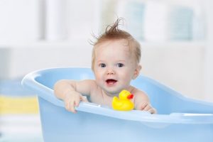 Idealna temperatura wody do kąpieli dziecka