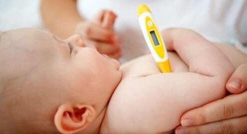 Monitorowanie temperatury u niemowlaka
