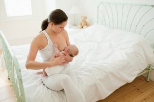 Obolałe i spękane sutki – leczenie i zapobieganie