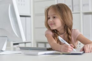 Jak pomóc dzieciom w nauce pisania: porady dla rodziców