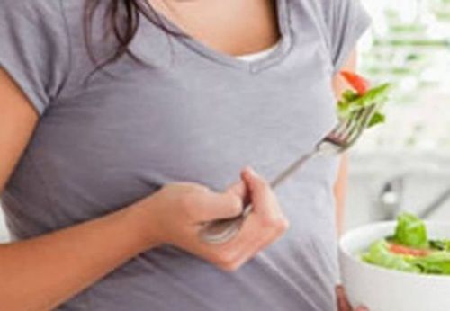 Zdrowe przekąski dla ciężarnych kobiet: 5 przepisów
