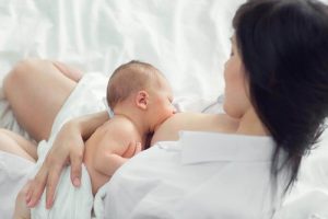 Pytania dotyczące karmienia piersią – 9 przykładów