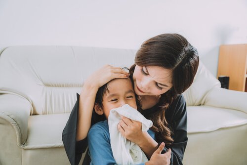 Wydzielina z nosa - mama leczy dziecko