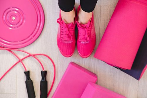 Mama ćwiczy, by odzyskać figurę po porodzie