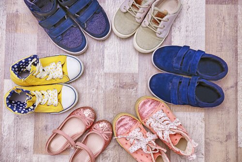Wybór butów dla dziecka – kilka wskazówek dla rodziców