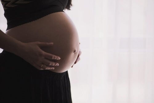 Swędzenie podczas ciąży – 5 sztuczek, które mogą je złagodzić