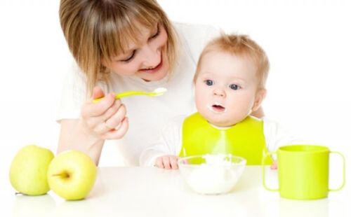 W jaki sposób dieta wegańska wpływa na mleko matki?