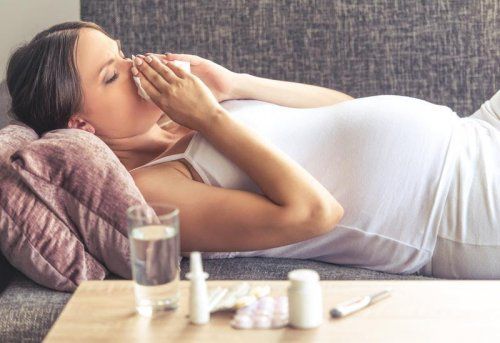 Grypa podczas ciąży: środki ostrożności i sposoby leczenia
