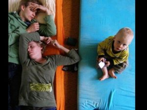 Problemy ze snem, które dręczą świeżo upieczonych rodziców