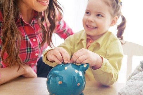 Jak nauczyć dziecko wartości pieniądza?