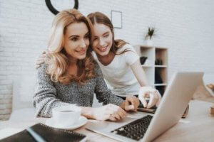 Bliska relacja z nastolatkiem: czy wiesz, jak ją skutecznie zbudować?