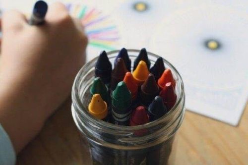 Kolory na rysunkach dziecka: jak je interpretować?