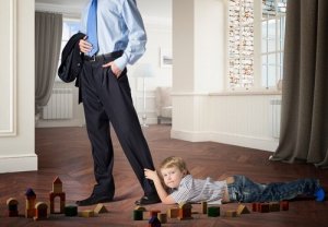 Brak czułości: w jaki sposób wpływa na dziecko?