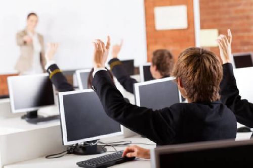 Nowe technologie w szkole – co oferują one dzieciom?