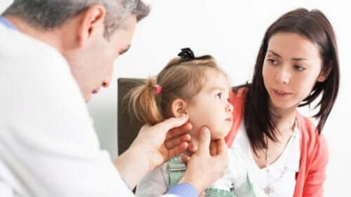 Wychowywanie głuchego dziecka: najważniejsze podpowiedzi
