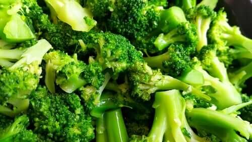 Pyszne potrawy z brokułem: 3 świetne przepisy