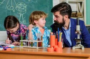 Pedagogika krytyczna - wszystko co musisz wiedzieć