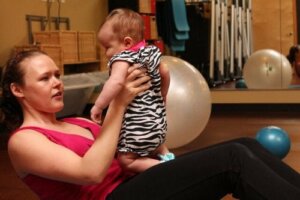 Mama w trakcie treningu