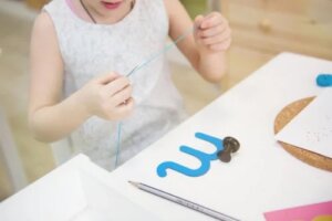 Chłonny umysł według Montessori - poznaj założenia!