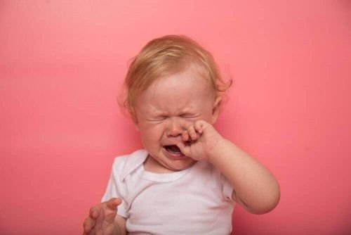 Ząbkowanie u dziecka i jego typowe objawy