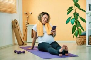 Aplikacje do ćwiczeń, które pomogą Ci zachować formę podczas ciąży