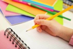 3 gry, w które możesz grać w domu mając ołówek i papier