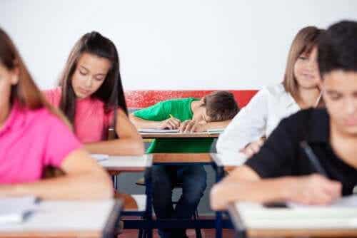 Spanie w klasie