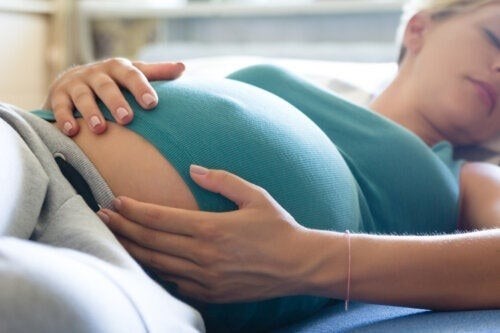 Sen podczas ciąży: trymestr po trymestrze
