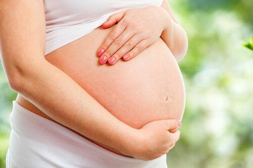 Twój brzuch podczas ciąży: co musisz wiedzieć na jego temat?